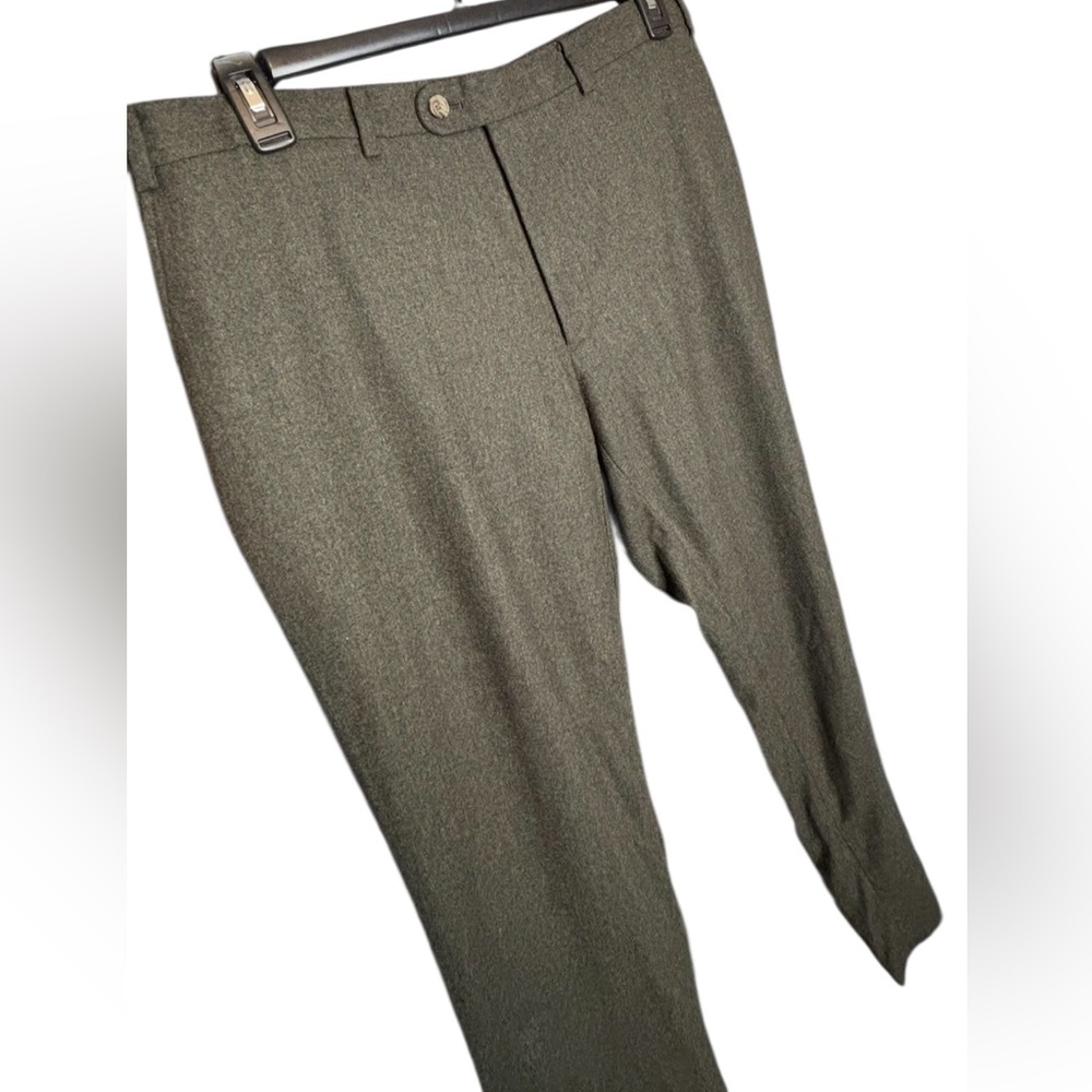 Indochino Men’s 36 X 33.5 Green 100% Wool Trousers Dress Pants Straight Leg Work